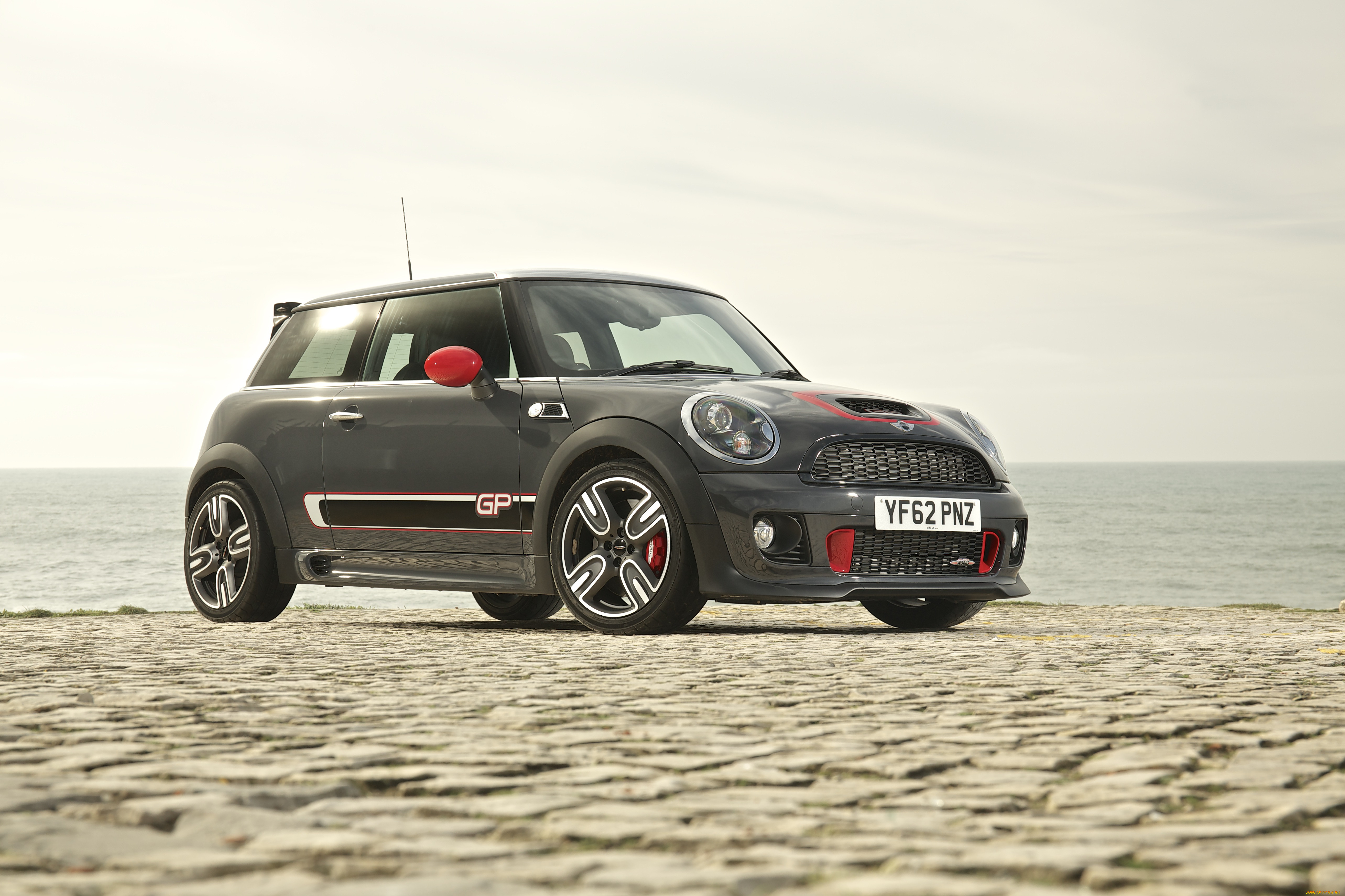 , mini
